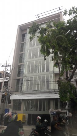 Proyek passenger elevator, Kantor Merak Beton, pelita mutiara indah
